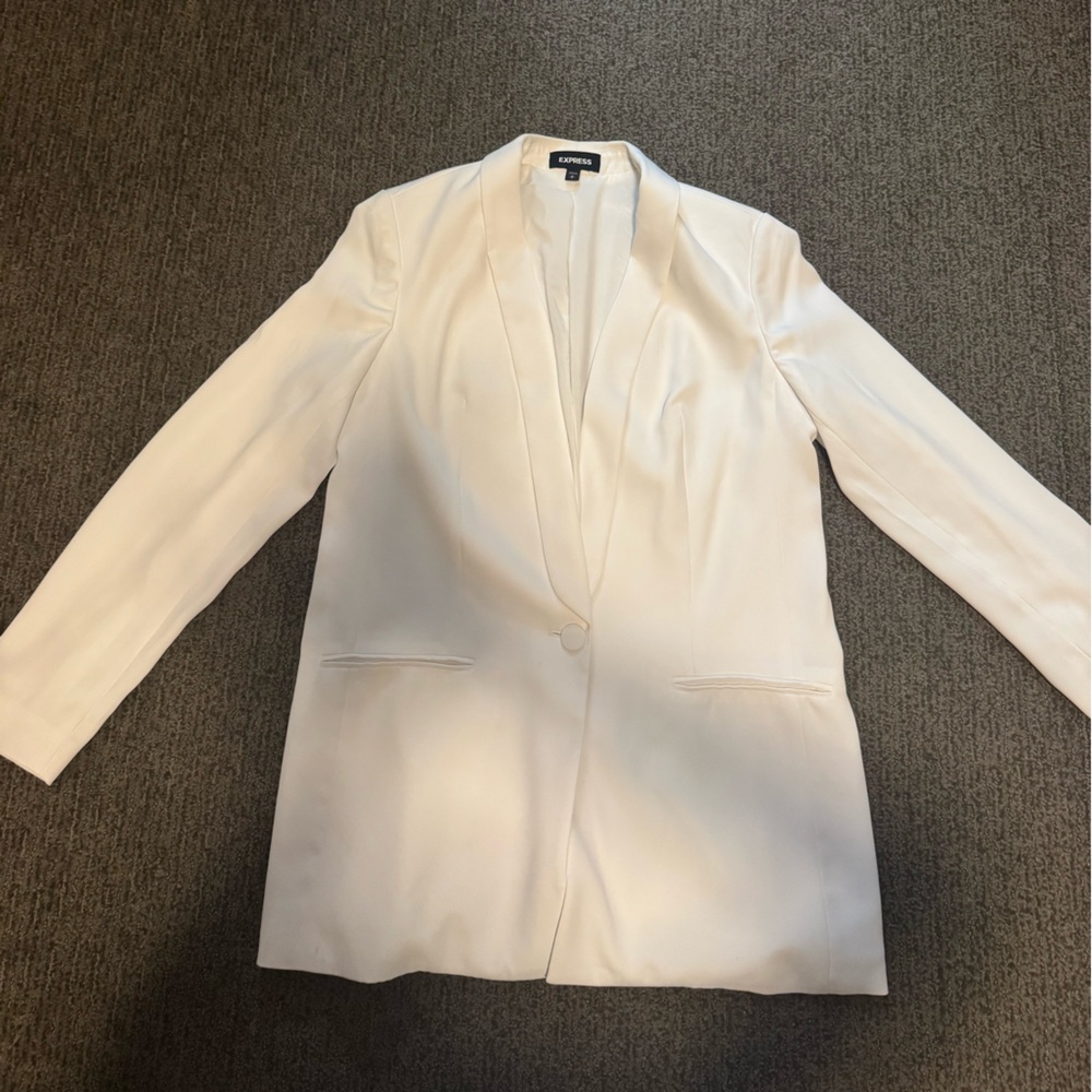 Express Cream Single-Button Tailored Blazer
